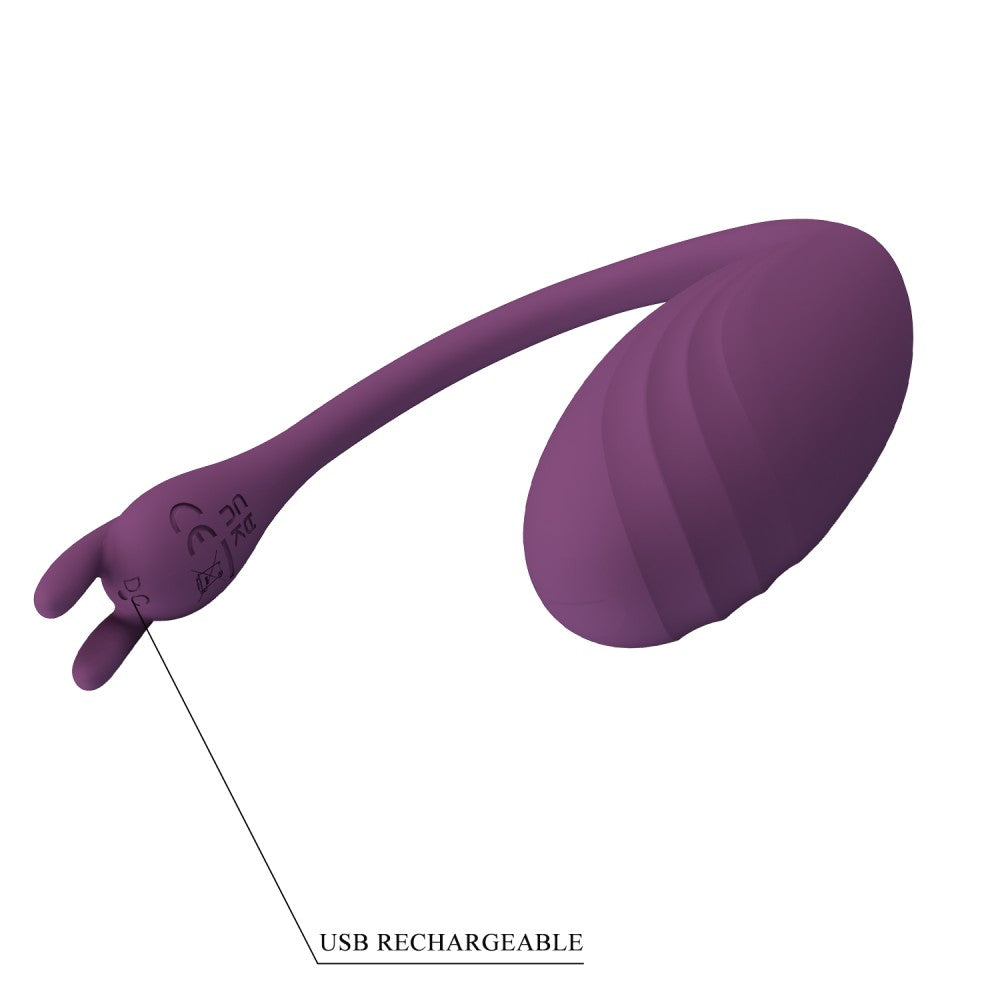 Beautiful Catalina Viola