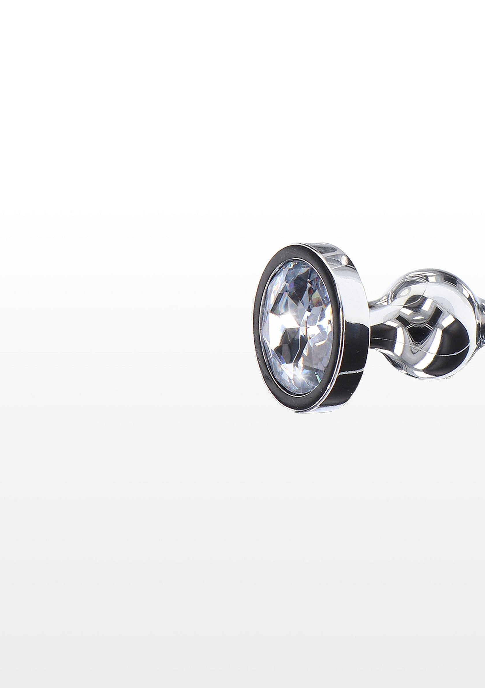 Small diamond star-shaped beads in silver