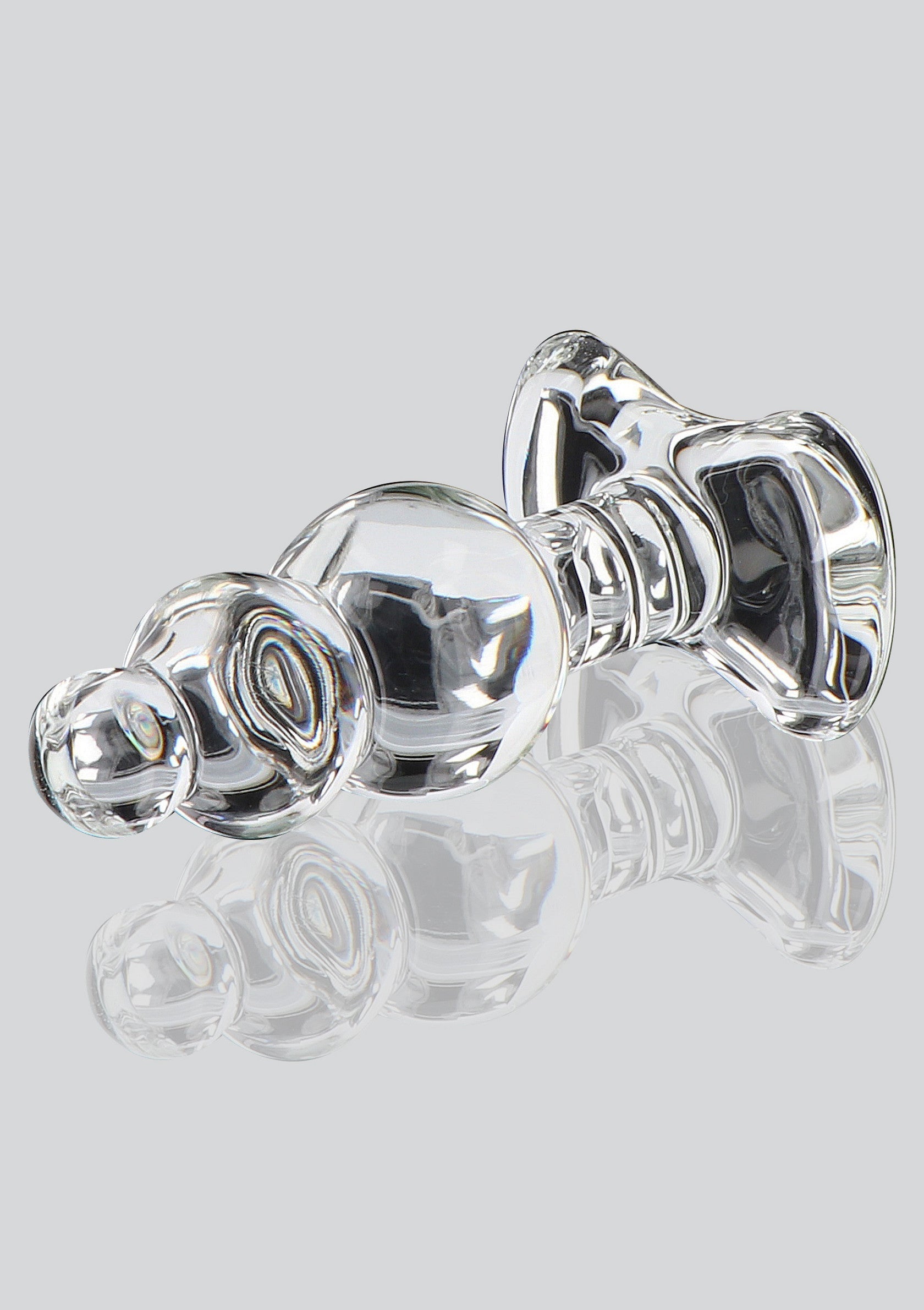 Transparent crystal anal jewel