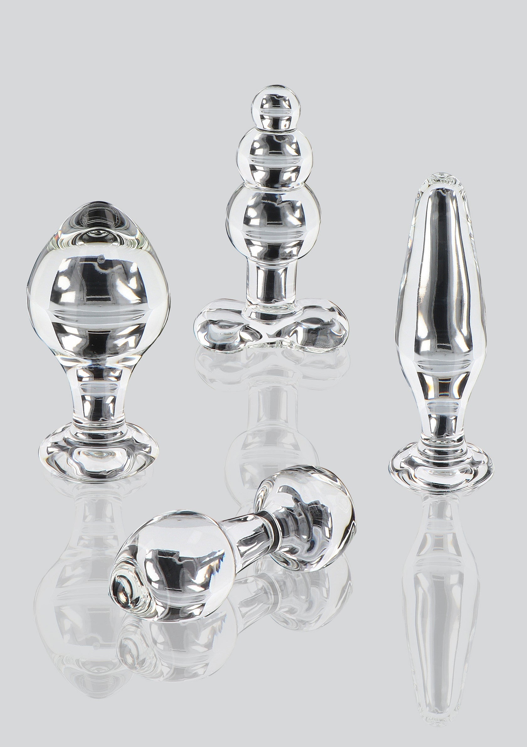 Transparent crystal anal jewel